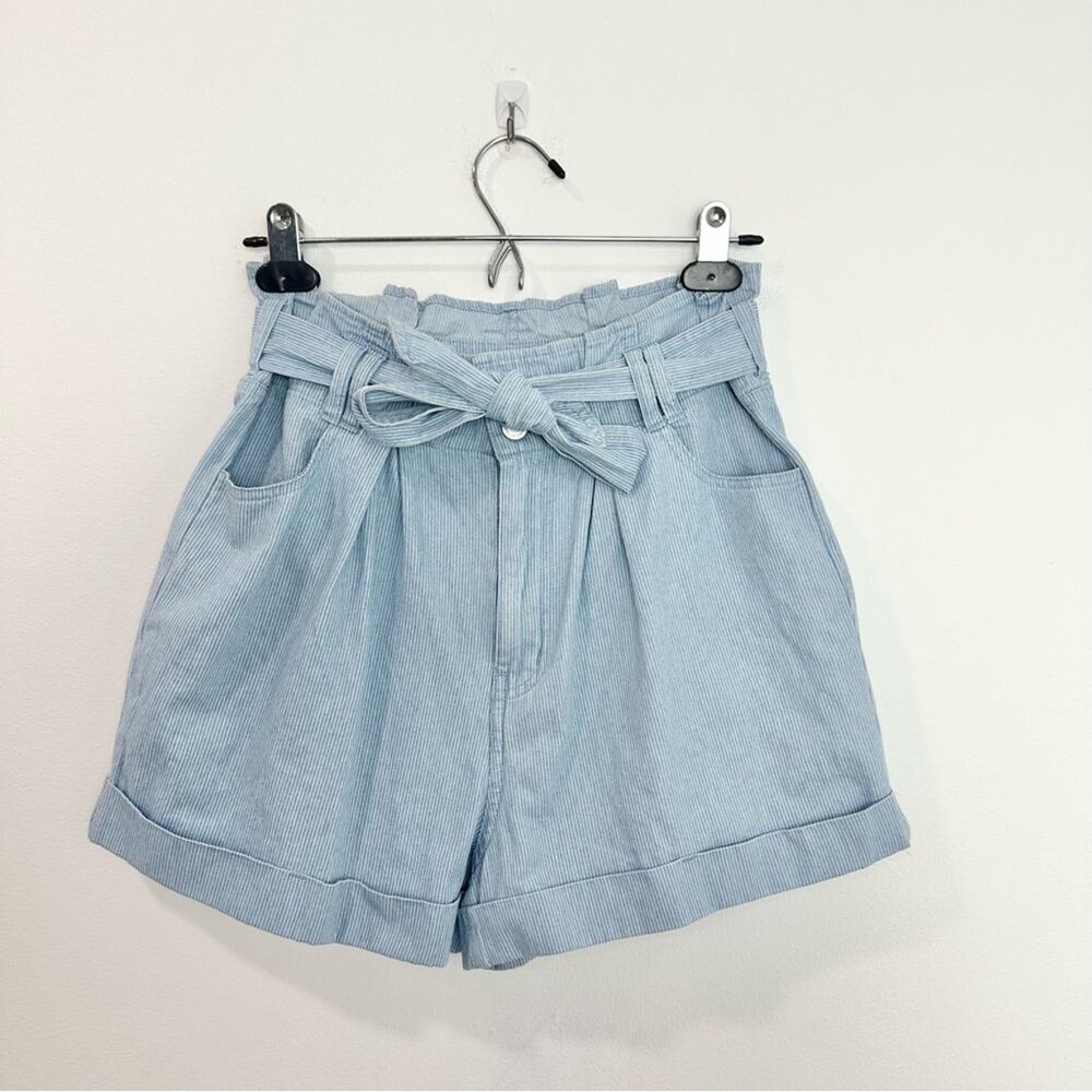 Kancan Dove Ultra High Rise Paperbag Shorts Size medium